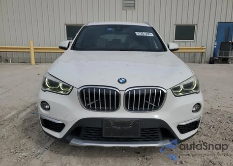 2016 BMW X1 xDrive28I z USA, uszkodzony, nr VIN WBXHT3Z38G4A51909